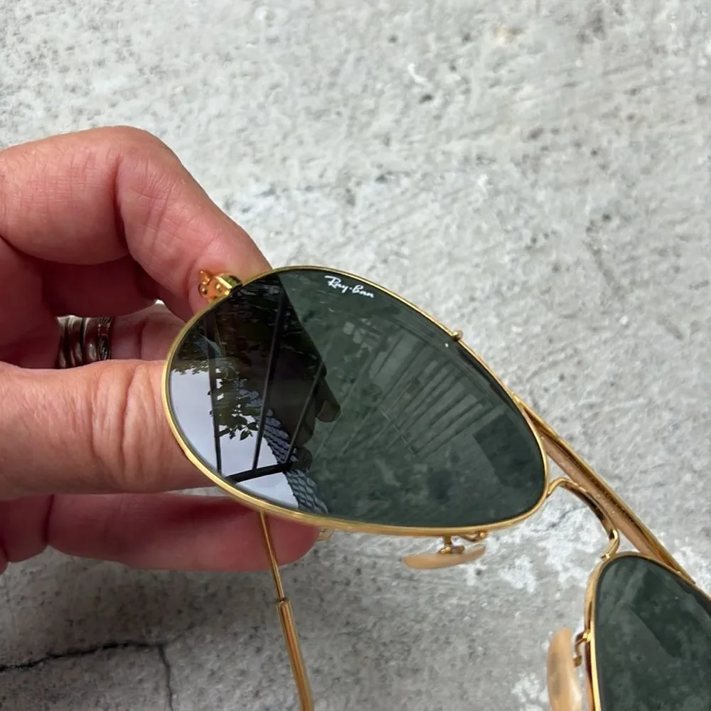 Vintage aviator gold Ray-Ban’s